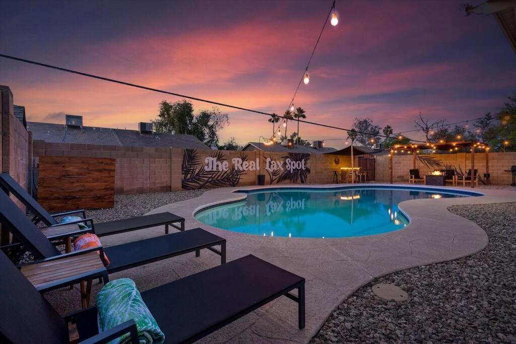 Modern Tempe Home With Heated Pool, Asu Екстер'єр фото